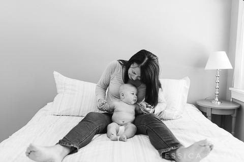 mom and baby lifestyle image